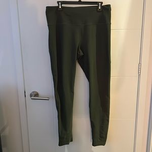MPG green leggings